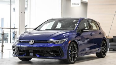 Golf R AWD | TOIT OUVRANT | AUTO | HARMAN KARDON | NAV |