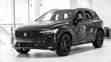 2025 Volvo XC60 Ultra Black Edition | 4X4 | TOIT PANO | CARPLAY |