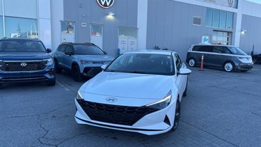 Hyundai Elantra Preferred  -  Heated Seats 2022