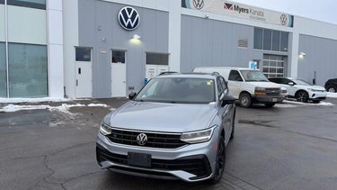 Volkswagen Tiguan Comfortline R-Line Black Edition 2022