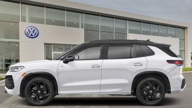 2026 Volkswagen Tiguan Comfortline R-Line Black Edition