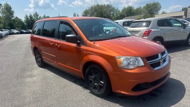 Dodge Grand Caravan SXT 2011