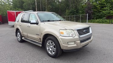 Ford Explorer Limited 2006 7 passsgers