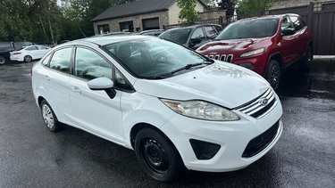 2011 Ford Fiesta SE HATCHBACK**AUTOMATIC TRANSMISSION**