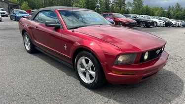 2007 Ford Mustang Décapotable **** BEAU PETIT DECAPOTABLE