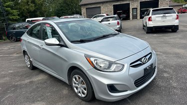 2012 Hyundai Accent GL