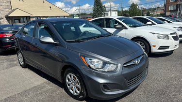 Hyundai Accent GL 2012 BERLINE**