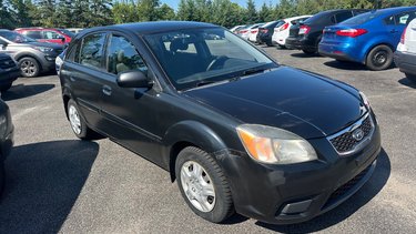 Kia Rio Lx 2010
