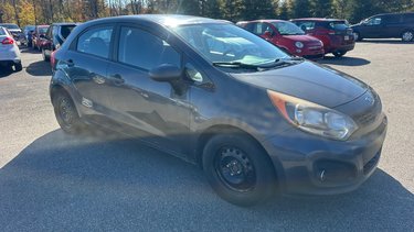 2013 Kia Rio Lx HATCHBACK**AUTOMATIC TRANSMISSION**