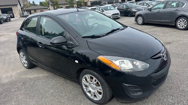 2011 Mazda 2  HATCHBACK**AUTOMATIC TRANSMISSION**