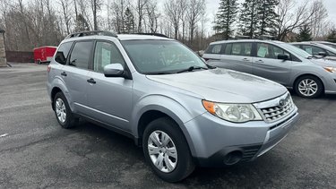 Subaru Forester 2.5X 2012