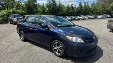 Toyota Corolla LE 2012