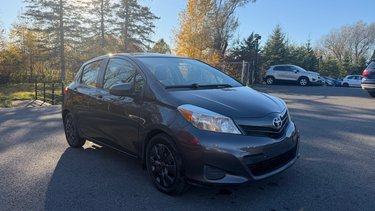 Toyota Yaris LE 2013