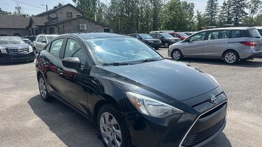 2016 Toyota Yaris LE SEDAN**
