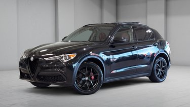 Alfa Romeo Stelvio Q4 TOIT PANO CUIR ROUGE CARPLAY GPS 2020 AUCUN DOSSIER DE DOMMAGE - 1 SEUL PROPRIETAIRE