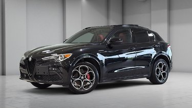 Alfa Romeo Stelvio VELOCE Q4 TOIT CUIR ROUGE GPS CARPLAY 2022 AUCUN DOSSIER DE DOMMAGE - 1 SEUL PROPRIETAIRE