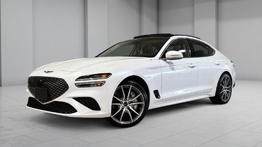 GENESIS G70 2.5T ADVANCED AWD CUIR TOIT PANO CAMERA NAV 2025 PLUS DE 150 VEHICULES EN INVENTAIRE