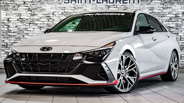 Hyundai Elantra N 276 HP TOIT NAVI BOSE CARPLAY CUIR/ALCANTARA 2023 AUCUN ACCIDENT - BAS KILOMETRAGE - UN SEUL PROPRIETAIRE