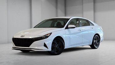 Hyundai Elantra PREFERRED CAMERA CARPLAY SIEGES CHAUFFANTS MAGS 2022 AUCUN DOSSIER DE DOMMAGE - 1 SEUL PROPRIETAIRE