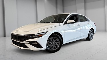 Hyundai Elantra PREFERRED VOLANT CHAUFFANT CARPLAY CAMERA 2024 AUCUN DOSSIER DE DOMMAGE OU ACCIDENT