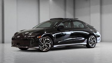 Hyundai IONIQ 6 ULTIMATE LONG RANGE AWD CAM360 CUIR TOIT BOSE 2023 PLUS DE 130 VEHICULES EN INVENTAIRE