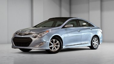 Hyundai Sonata Hybrid LIMITED TOIT PANORAMIQUE CAM BLUETOOTH 2015 PLUS DE 150 VÉHICULES SUR PLACE, VENEZ NOUS VOIR!