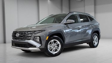 Hyundai Tucson PREFERRED AWD SIEGES CHAUFFANTS CAMERA CARPLAY 2025 PLUS DE 130 VEHICULES EN INVENTAIRE