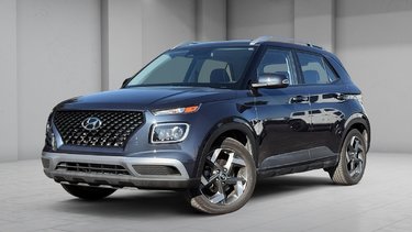 Hyundai Venue ULTIMATE TOIT OUVRANT CAPRLAY SIEGES CHAUFFANTS 2024 AUCUN DOSSIER DE DOMMAGE - 1 SEUL PROPRIETAIRE