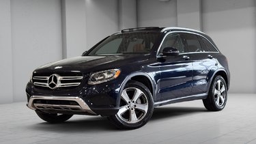 Mercedes-Benz GLC 300 4MATIC TOIT PANORAMIQUE CUIR GPS 1 PROPRIO 2017 AUCUN DOSSIER DE DOMMAGE - 1 SEUL PROPRIETAIRE