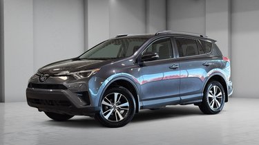 Toyota RAV4 LE AWD A/C SIEGES CHAUFFANTS CAMERA BLUETOOTH 2018 PLUS DE 150 VÉHICULES SUR PLACE, VENEZ NOUS VOIR!