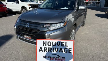 2019 Mitsubishi OUTLANDER PHEV LE**S-AWC**TOIT OUVRANT**CUIR/SUEDE**CARPLAY**MAGS