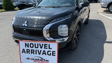2023 Mitsubishi OUTLANDER PHEV SEL**S-AWC**TAUX À PARTIR DE 0.9%**TOIT**CUIR**NAV