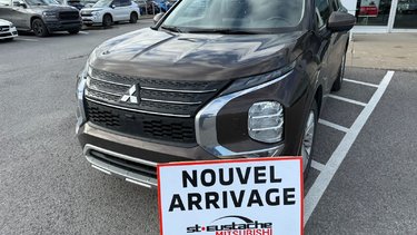 2023 Mitsubishi Outlander PHEV LE**S-AWC**TAUX À PARTIR 0.9%**75KM EV**TOIT PANO