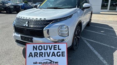 Mitsubishi Outlander SEL 2022