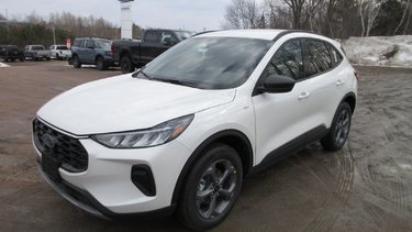 Ford Escape  2025