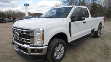 Ford Super Duty F-250 SRW  2025