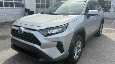 2023   LE (AWD)