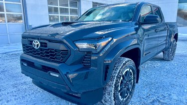 TACOMA DOUBLE CAB AT 2025