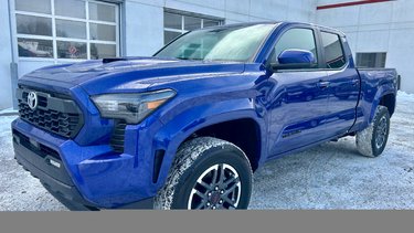 TACOMA DOUBLE CAB AT 2024