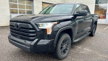 2023   SR5 TRD SPORT V6 4X4