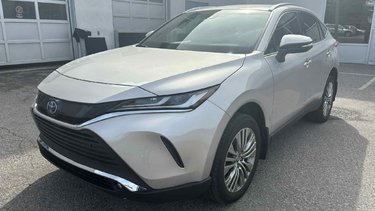 2024   XLE AWD 2024