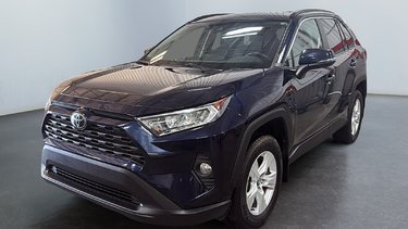 XLE AWD 2021