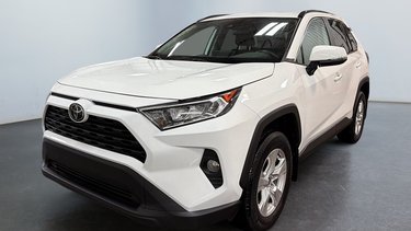 XLE AWD 2021