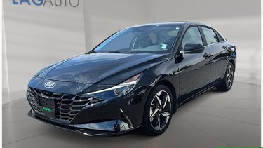 2023 Hyundai Elantra Luxury