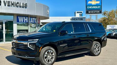 2025 Chevrolet Suburban LT LT 4X4 LUXURY PACKAGE *SUNROOF-REMOTE START-HEATED STEERING WHEEL-MAX TRAILERING PACKAGE*