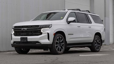 2021 Chevrolet Suburban RST 5.3L V8, Max Trailering Package, Luxury Package