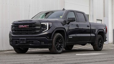 2023 GMC Sierra 1500 Elevation 5.3L V8, Max Trailering Package, Front Bucket Seats