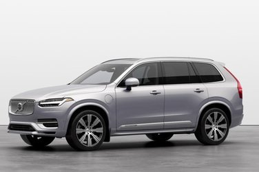 XC90 Recharge Plus Bright Theme 4 Cylinder Engine 2.0L All Wheel Drive
