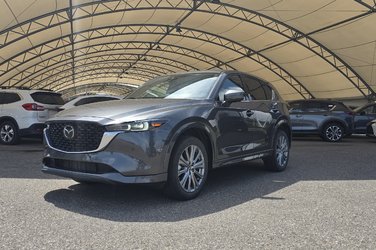 2022 Mazda CX-5 Signature AWD W/ 360 CAMERA