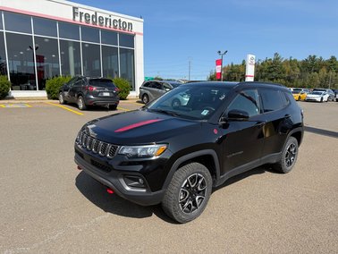 2024   Trailhawk